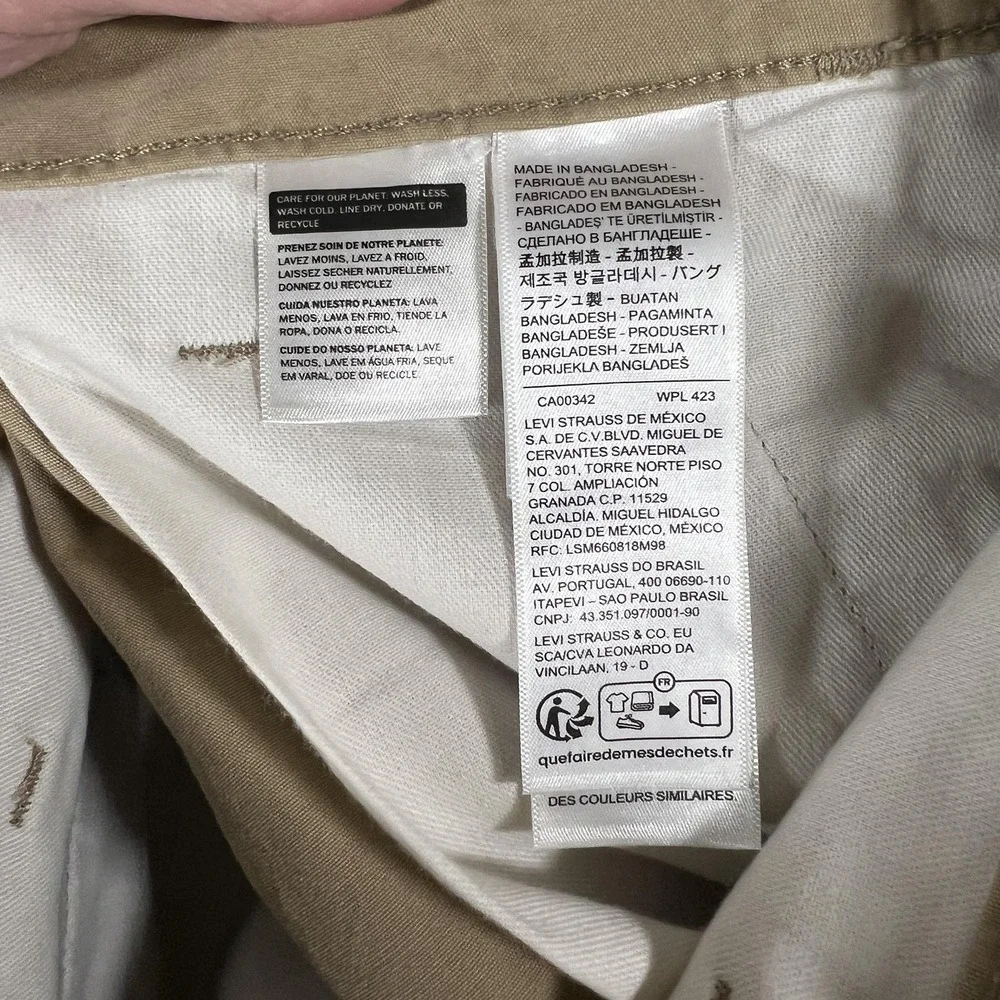 Levi's‎ Carrier Cargo Shorts Mens 40 Khaki 100% Cotton Multi Pocket Utility
